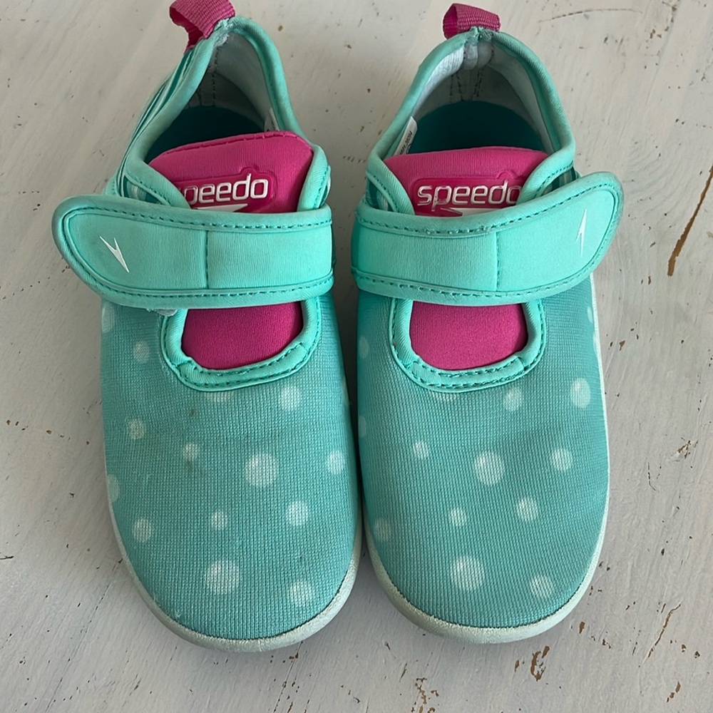 Speedo swim shoes